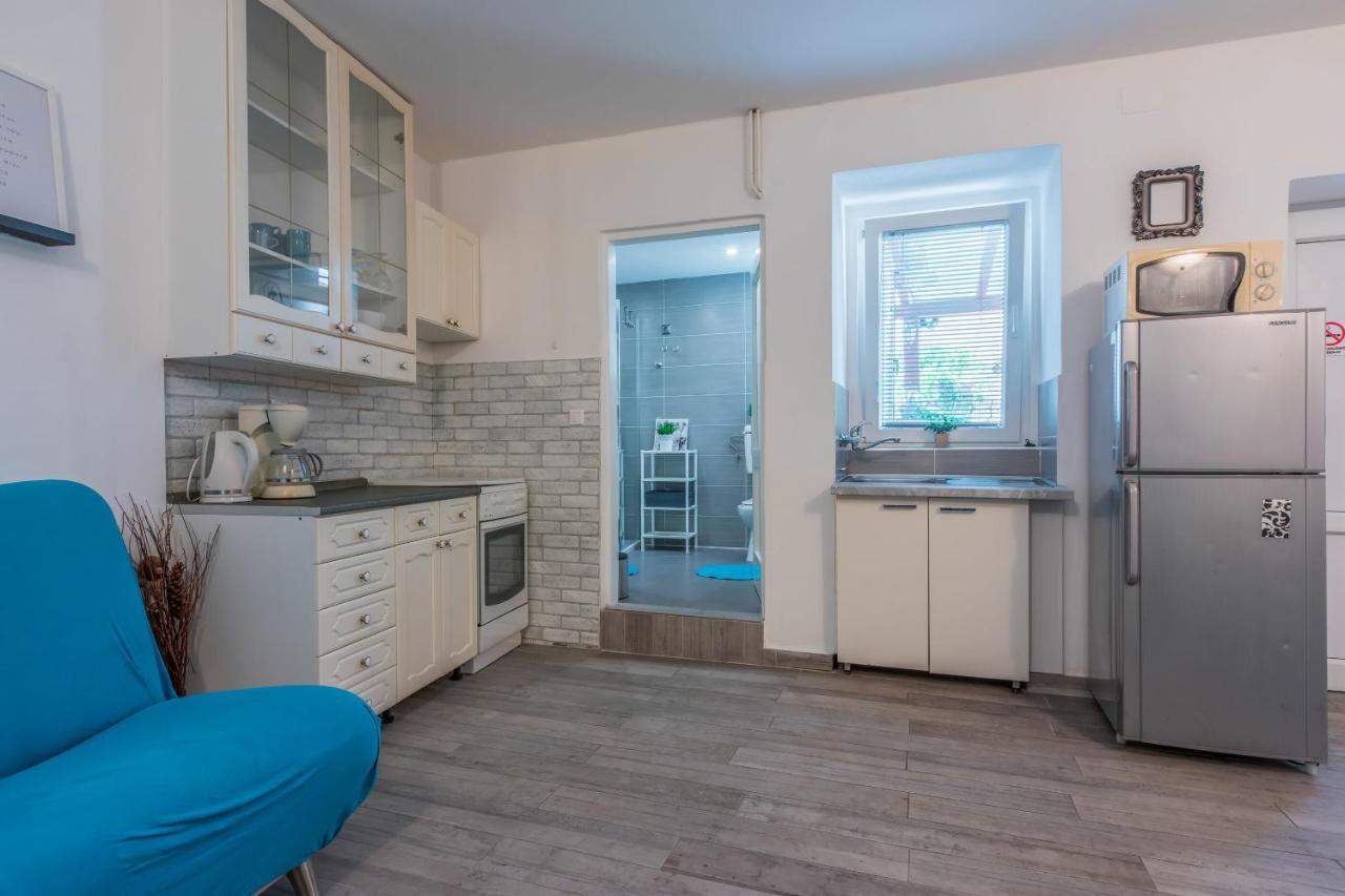 Apartments Kalla Crikvenica Eksteriør bilde