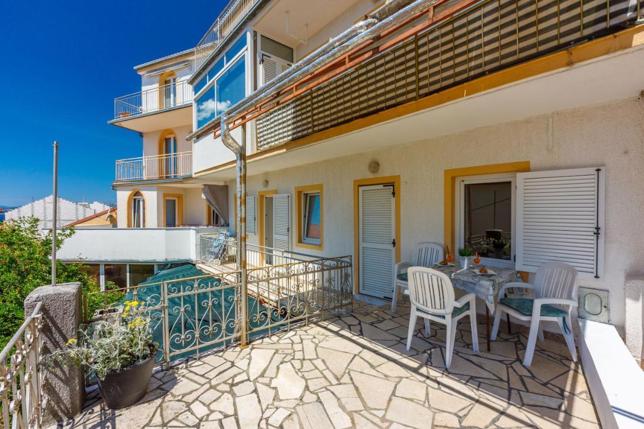 Apartments Kalla Crikvenica Eksteriør bilde