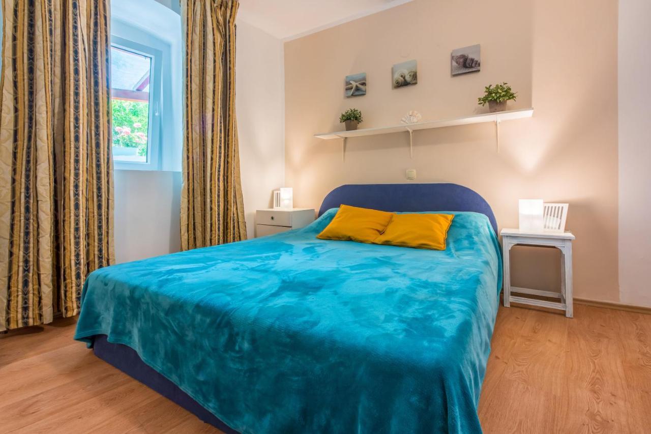 Apartments Kalla Crikvenica Eksteriør bilde